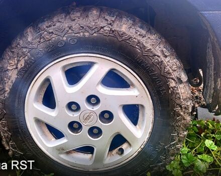 Синий Хендай Н 200 пасс., объемом двигателя 2.5 л и пробегом 350 тыс. км за 4300 $, фото 10 на Automoto.ua