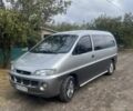 Серый Хендай Н 200, объемом двигателя 2.5 л и пробегом 1000 тыс. км за 3500 $, фото 1 на Automoto.ua