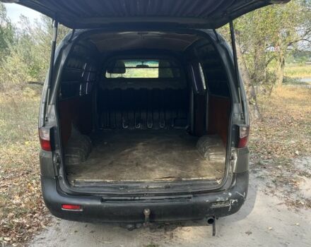 Сірий Хендай Н 200, об'ємом двигуна 2.5 л та пробігом 240 тис. км за 4000 $, фото 8 на Automoto.ua