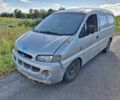 Серый Хендай Н 200, объемом двигателя 2.5 л и пробегом 340 тыс. км за 1200 $, фото 1 на Automoto.ua