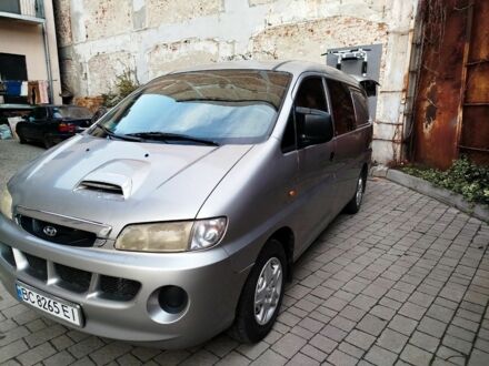 Хендай Н 200 2003 в Львове на Automoto.ua Серый Хендай Н 200, объемом двигателя 2.5 л и пробегом 441 тыс. км за 4400 $, фото 1 на Automoto.ua
