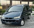 Синій Хендай Н 200, об'ємом двигуна 2.5 л та пробігом 305 тис. км за 3999 $, фото 1 на Automoto.ua