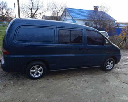 Синій Хендай Н 200, об'ємом двигуна 2 л та пробігом 250 тис. км за 4000 $, фото 3 на Automoto.ua