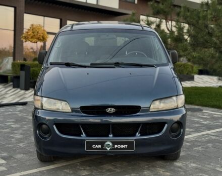 Синій Хендай Н 200, об'ємом двигуна 2.5 л та пробігом 305 тис. км за 3999 $, фото 4 на Automoto.ua