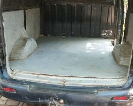 Синий Хендай Н 200, объемом двигателя 2.5 л и пробегом 450 тыс. км за 2500 $, фото 13 на Automoto.ua