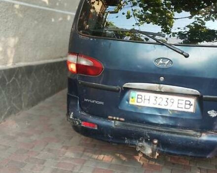Синий Хендай Н 200, объемом двигателя 2.5 л и пробегом 450 тыс. км за 2500 $, фото 3 на Automoto.ua