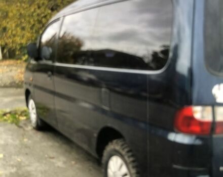 Синий Хендай Н 200, объемом двигателя 0 л и пробегом 400 тыс. км за 2000 $, фото 1 на Automoto.ua