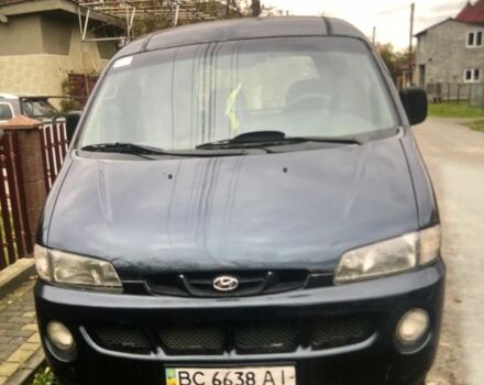 Синий Хендай Н 200, объемом двигателя 0 л и пробегом 400 тыс. км за 2000 $, фото 2 на Automoto.ua