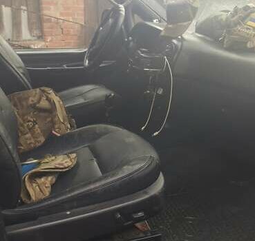 Синий Хендай Н 200, объемом двигателя 2.5 л и пробегом 350 тыс. км за 4300 $, фото 7 на Automoto.ua