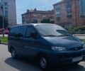 Синій Хендай Н 200, об'ємом двигуна 2.5 л та пробігом 300 тис. км за 3500 $, фото 1 на Automoto.ua
