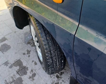 Синий Хендай Н 200, объемом двигателя 2.5 л и пробегом 333 тыс. км за 2500 $, фото 7 на Automoto.ua