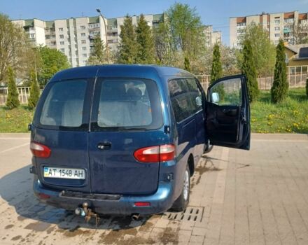 Синий Хендай Н 200, объемом двигателя 2.5 л и пробегом 333 тыс. км за 2500 $, фото 6 на Automoto.ua