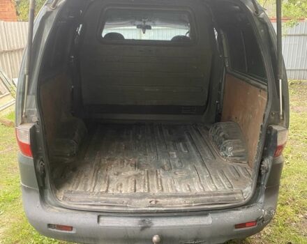 Зелений Хендай Н 200, об'ємом двигуна 2.5 л та пробігом 300 тис. км за 2700 $, фото 3 на Automoto.ua