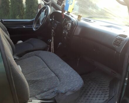 Зелений Хендай Н 200, об'ємом двигуна 2 л та пробігом 440 тис. км за 3500 $, фото 7 на Automoto.ua