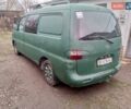 Зеленый Хендай Н 200, объемом двигателя 2.5 л и пробегом 200 тыс. км за 2300 $, фото 1 на Automoto.ua