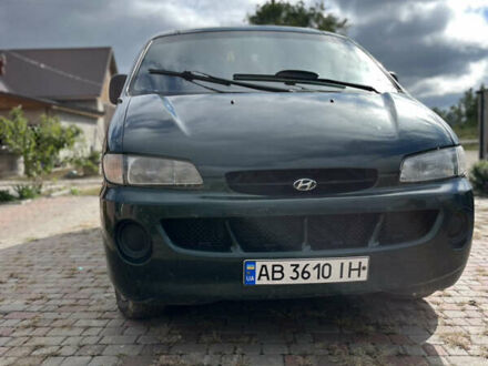 Хендай Н 200 1999 в Мурованых Куриловцах на Automoto.ua Зеленый Хендай Н 200, объемом двигателя 2.5 л и пробегом 530 тыс. км за 3800 $, фото 1 на Automoto.ua