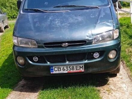Хендай Н 200 1999 у Белой Церкве на Automoto.ua Зелений Хендай Н 200, об'ємом двигуна 2.5 л та пробігом 395 тис. км за 3021 $, фото 1 на Automoto.ua