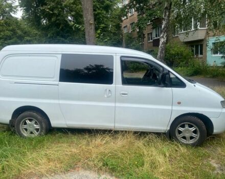 Білий Хендай Н1 (Старекс), об'ємом двигуна 2.5 л та пробігом 377 тис. км за 4300 $, фото 2 на Automoto.ua