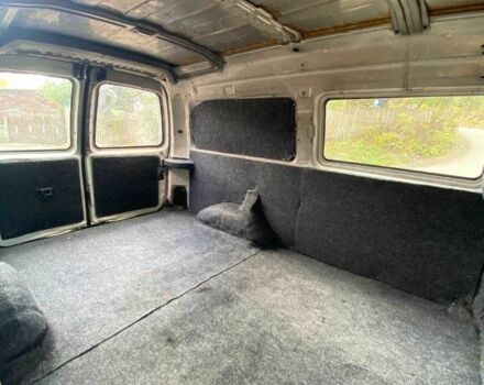 Белый Хендай Н1 (Старекс), объемом двигателя 2.5 л и пробегом 300 тыс. км за 3500 $, фото 13 на Automoto.ua