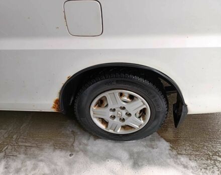 Білий Хендай Н1 (Старекс), об'ємом двигуна 2.5 л та пробігом 240 тис. км за 4500 $, фото 8 на Automoto.ua