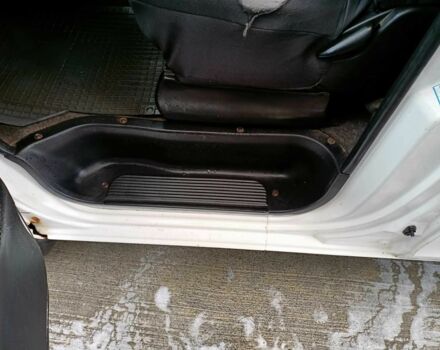 Білий Хендай Н1 (Старекс), об'ємом двигуна 2.5 л та пробігом 240 тис. км за 4500 $, фото 9 на Automoto.ua