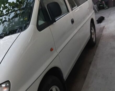 Білий Хендай Н1 (Старекс), об'ємом двигуна 0 л та пробігом 240 тис. км за 4900 $, фото 2 на Automoto.ua