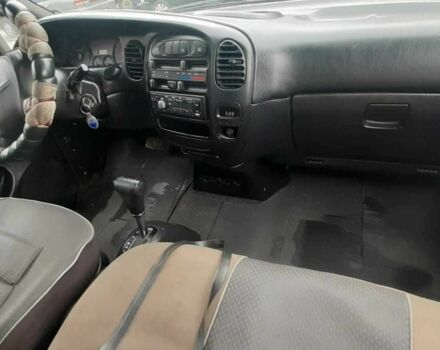 Білий Хендай Н1 (Старекс), об'ємом двигуна 2.5 л та пробігом 280 тис. км за 4773 $, фото 9 на Automoto.ua