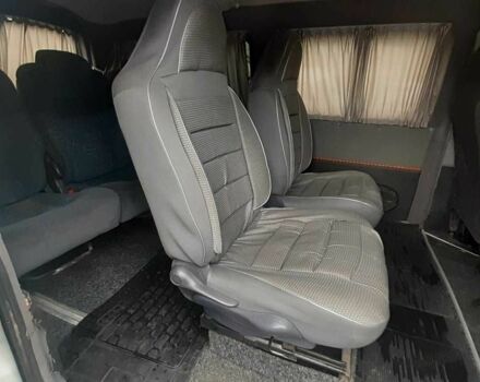 Білий Хендай Н1 (Старекс), об'ємом двигуна 2.5 л та пробігом 280 тис. км за 4773 $, фото 8 на Automoto.ua