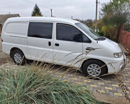 Білий Хендай Н1 (Старекс), об'ємом двигуна 2.5 л та пробігом 348 тис. км за 4500 $, фото 2 на Automoto.ua