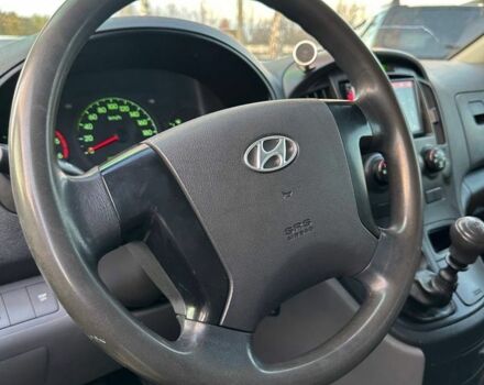 Хендай Н1 (Старекс) 2011 в Черкассах на Automoto.ua Белый Хендай Н1 (Старекс), объемом двигателя 2.5 л и пробегом 333 тыс. км за 9500 $, фото 6 на Automoto.ua