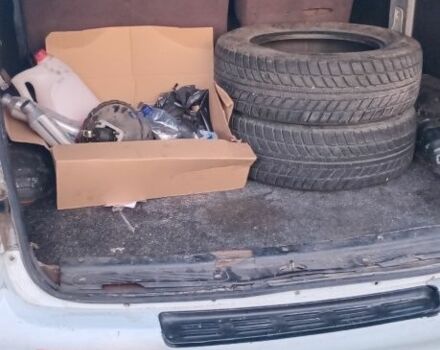 Белый Хендай Н1 (Старекс), объемом двигателя 2.5 л и пробегом 5 тыс. км за 3200 $, фото 16 на Automoto.ua