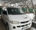 Білий Хендай Н1 (Старекс), об'ємом двигуна 2.5 л та пробігом 256 тис. км за 2500 $, фото 1 на Automoto.ua