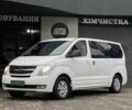 Белый Хендай Н1 (Старекс), объемом двигателя 2.5 л и пробегом 235 тыс. км за 10900 $, фото 1 на Automoto.ua