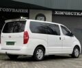 Белый Хендай Н1 (Старекс), объемом двигателя 2.5 л и пробегом 235 тыс. км за 10900 $, фото 9 на Automoto.ua