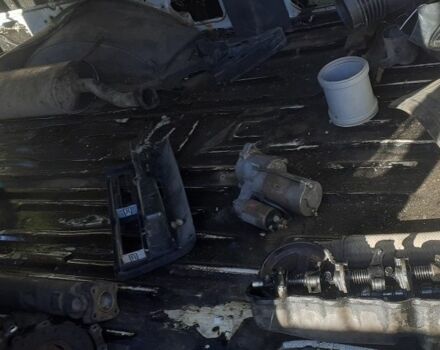 Белый Хендай Н1 (Старекс), объемом двигателя 2.5 л и пробегом 200 тыс. км за 2602 $, фото 21 на Automoto.ua