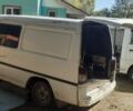 Белый Хендай Н1 (Старекс), объемом двигателя 2.5 л и пробегом 200 тыс. км за 267 $, фото 2 на Automoto.ua