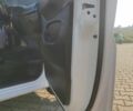 Белый Хендай Н1 (Старекс), объемом двигателя 2.5 л и пробегом 250 тыс. км за 4999 $, фото 12 на Automoto.ua