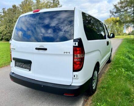 Білий Хендай Н1 (Старекс), об'ємом двигуна 2.5 л та пробігом 270 тис. км за 7200 $, фото 3 на Automoto.ua