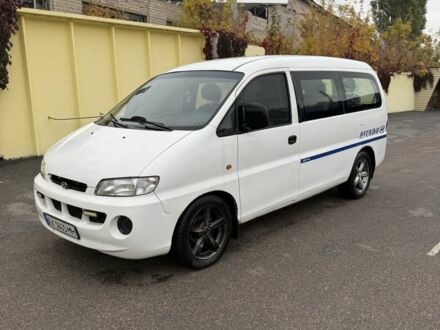 Хендай Н1 (Старекс) 1999 в Харькове на Automoto.ua Белый Хендай Н1 (Старекс), объемом двигателя 2.5 л и пробегом 410 тыс. км за 3500 $, фото 1 на Automoto.ua