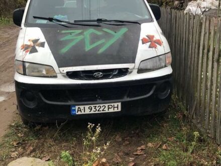 Білий Хендай Н1 (Старекс), об'ємом двигуна 2.5 л та пробігом 1 тис. км за 1300 $, фото 1 на Automoto.ua