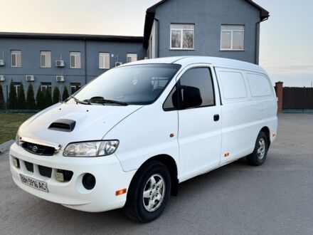 Хендай Н1 (Старекс) 2003 в Путивле на Automoto.ua Белый Хендай Н1 (Старекс), объемом двигателя 2.5 л и пробегом 1 тыс. км за 3500 $, фото 1 на Automoto.ua