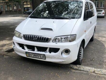 Хендай Н1 (Старекс) 2004 в Одессе на Automoto.ua Белый Хендай Н1 (Старекс), объемом двигателя 2.5 л и пробегом 340 тыс. км за 4000 $, фото 1 на Automoto.ua