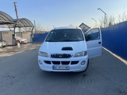 Хендай Н1 (Старекс) 2006 в Жовкве на Automoto.ua Белый Хендай Н1 (Старекс), объемом двигателя 2.5 л и пробегом 2 тыс. км за 3500 $, фото 1 на Automoto.ua