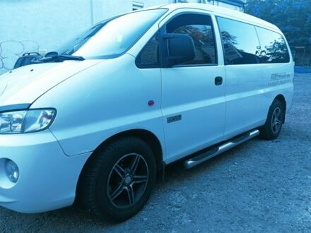 Хендай Н1 (Старекс) 2007 в Люботине на Automoto.ua Белый Хендай Н1 (Старекс), объемом двигателя 0 л и пробегом 260 тыс. км за 5900 $, фото 1 на Automoto.ua