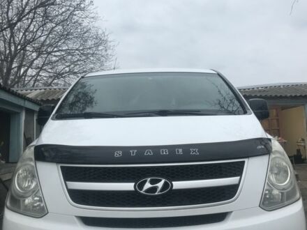 Хендай Н1 (Старекс) 2008 в Тульчине на Automoto.ua Белый Хендай Н1 (Старекс), объемом двигателя 2.5 л и пробегом 372 тыс. км за 8000 $, фото 1 на Automoto.ua