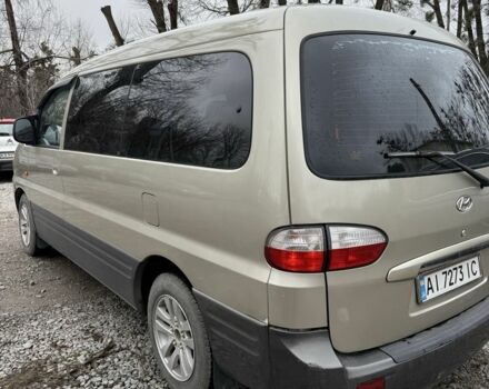 Бежевий Хендай Н1 (Старекс), об'ємом двигуна 2.5 л та пробігом 158 тис. км за 4700 $, фото 6 на Automoto.ua