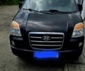 Черный Хендай Н1 (Старекс), объемом двигателя 2.4 л и пробегом 255 тыс. км за 6500 $, фото 1 на Automoto.ua