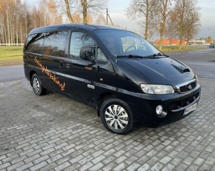 Черный Хендай Н1 (Старекс), объемом двигателя 0 л и пробегом 3 тыс. км за 2910 $, фото 4 на Automoto.ua