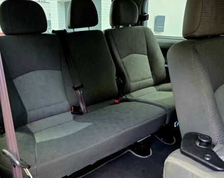 Черный Хендай Н1 (Старекс), объемом двигателя 2.4 л и пробегом 255 тыс. км за 6500 $, фото 7 на Automoto.ua