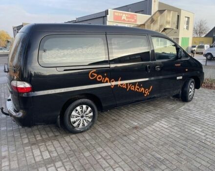 Черный Хендай Н1 (Старекс), объемом двигателя 0 л и пробегом 3 тыс. км за 2910 $, фото 5 на Automoto.ua